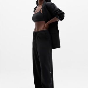 Athleta MVP Mid Rise Snap Pant